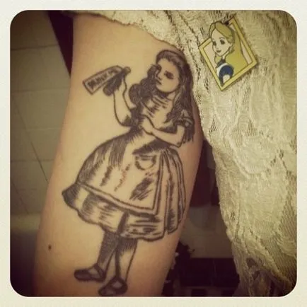 100 tatuaj bazat pe Alice in Wonderland