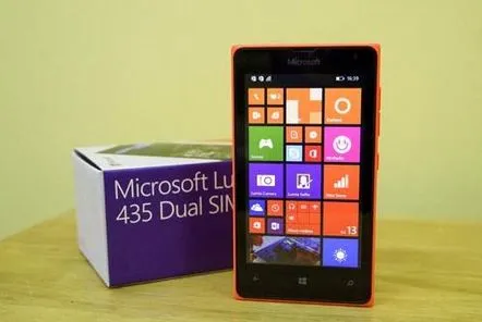 O recenzie a smartphone-ului Microsoft Lumia 435 Dual Sim merită cumpărată