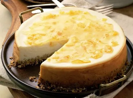 Cheesecake este un desert excelent de sărbători, o rețetă pas cu pas cu o fotografie