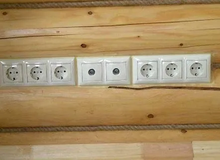 Cablaje electrice într-o casă din lemn, cerințe și principiul instalării