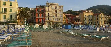 Аласио в Италия забележителности, хотели, събития, как да се получи