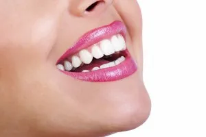 Hollywood smile îngrijire dentară acasă