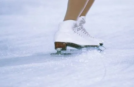 Cum să înveți să patinezi rapid.