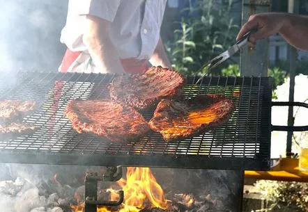 Cum să gătești delicios coaste de porc