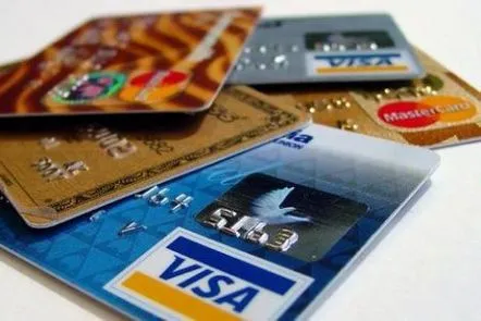 Cum să plătești online cu un card de credit