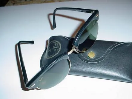 Ochelari de soare Ray-Ban Clubmaster cu poveste