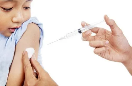 Vaccinările copiilor. Pentru și împotrivă. Consecințele lor