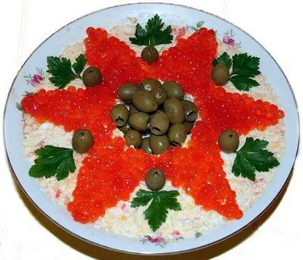 Salată zirka cu caviar roșu