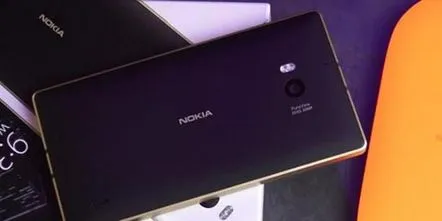 Gold Lumia 930 - fotografii și videoclipuri