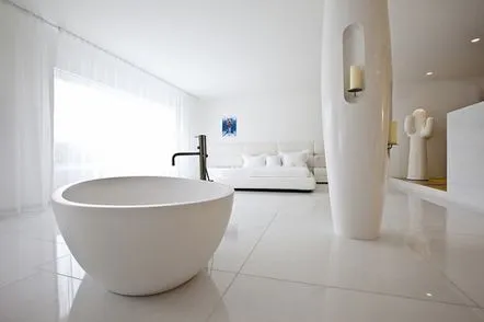 Avantajele interiorului modern în baie