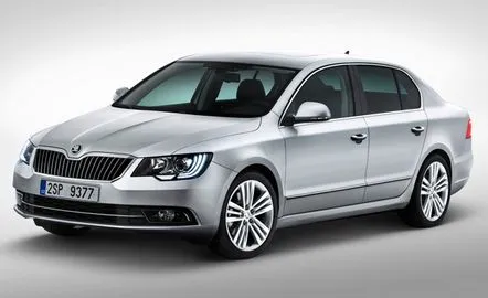 Recenzie Skoda Superb 2013