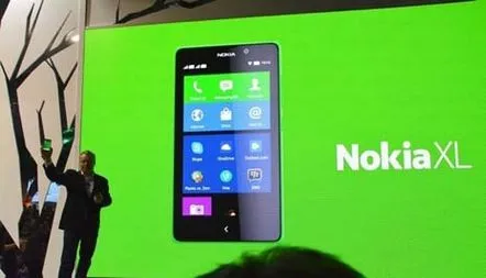 Nokia XL este un smartphone Android la prețul de 110 euro