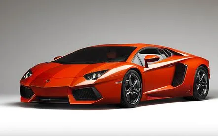 Lamborghini Aventador revizuiește descendenții unui taur curajos