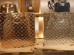 Louis Vuitton - o nouă poveste a unei case de comerț antice