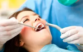 Dentiștii vor pune în curând obturații din sticlă