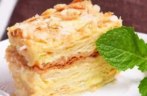 Tort Napoleon cu cremă, o rețetă pas cu pas cu fotografie. Cum să faci cremă pentru un tort Napoleon