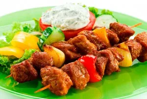 Cum se face un kebab de porc. Cum să marinați shish kebab fără oțet