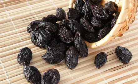 Prune proprietăți utile, conținut de calorii, cum să alegi