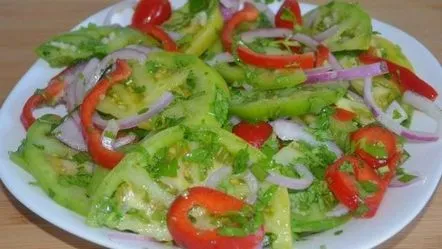 Salata de rosii verzi pentru iarna