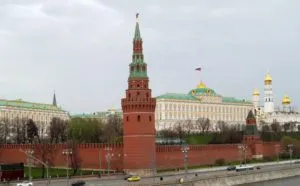 Атракции Московския Кремъл - църкви, кули, дворци, двореца на патриарха