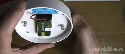 alarmă de securitate acasă de la un detector de fum