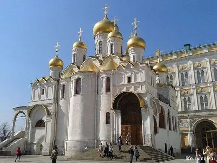 Látnivalók Moszkva Kreml - templomok, tornyok, paloták, a Pátriárka Palace