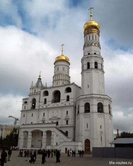 Atracții Kremlinul din Moscova - biserici, turnuri, palate, Palatul Patriarhului