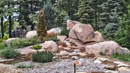 Paturi de design și paturi de flori