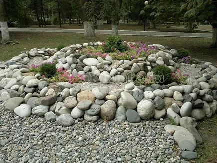 Paturi de design și paturi de flori