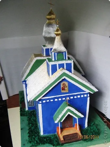 Biserica din hârtie cu propriile mâini