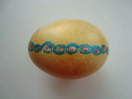 Ouăle cu mâinile lor