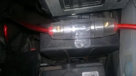 Cum de a conecta subwoofer-ul la radio din fabrică