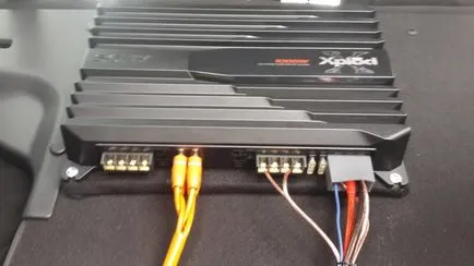 Cum de a conecta subwoofer-ul la radio din fabrică Cum de a conecta subwoofer-ul la radio din fabrică