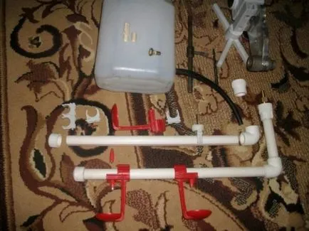 Nu jgheab pentru pui cu mâinile lor Nu jgheab pentru pui cu mâinile lor