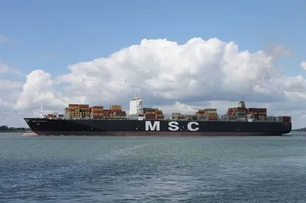 Navă mai mult Titanic Navă mai mult Titanic