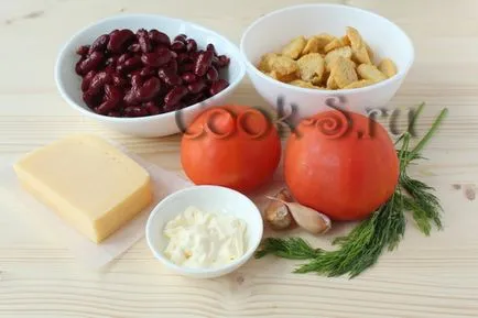 Salata cu fasole și roșii