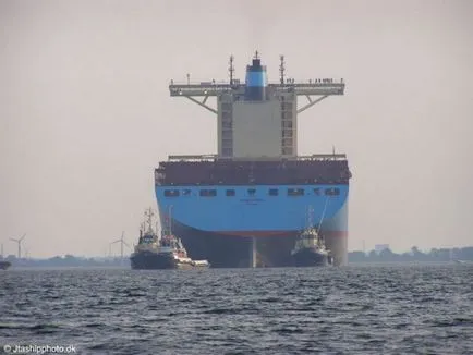 Navă mai mult Titanic