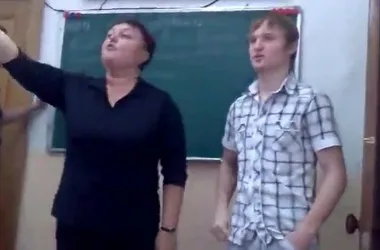 Danseaza cu mama mea la nunta