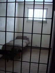 De ce să mergi la închisoare
