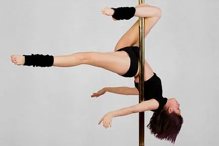 Dancing pe stâlp de înaltă tensiune ea