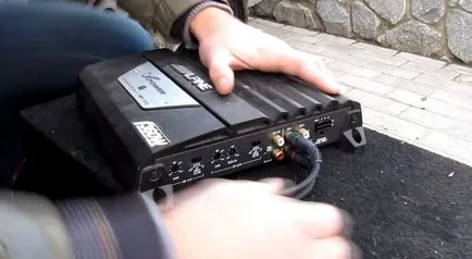 Cum se conectează subwooferului