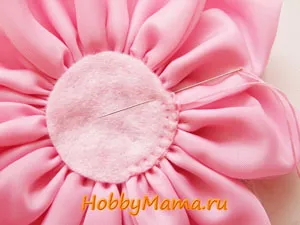 Flori pentru păr cu mâinile Flori pentru păr cu mâinile