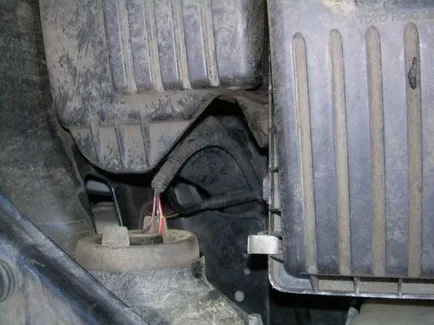 Cum de a schimba becul în lumina reflectoarelor Cum de a schimba becul în lumina reflectoarelor