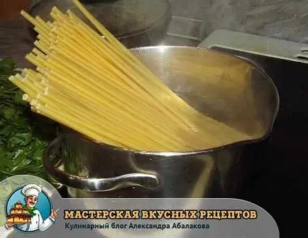 Paste cu pui la cuptor Paste cu pui la cuptor
