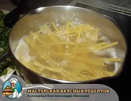 Paste cu pui la cuptor Paste cu pui la cuptor