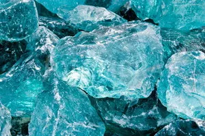 Acvamarin (aqamarine)