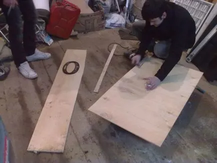 regiment acustic pe 2114 face propriile lor mâini