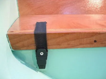 Kayak cu mâinile lor