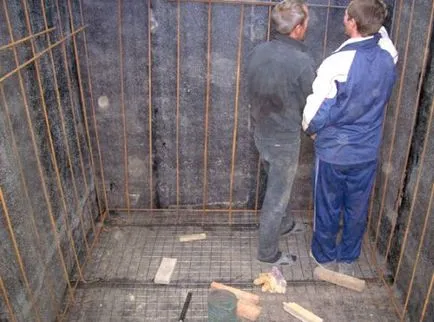 Beci Beton cum să construiască cu propriile lor mâini, în special în construcții (build) Beci Beton cum să construiască cu propriile lor mâini, mai ales modele