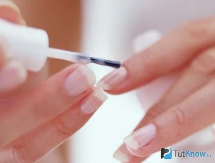 Biogel pentru întărirea unghiilor folosi, metode de aplicare și de îndepărtare